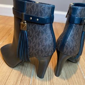 Michael Kors open toe Winslow Leather logo bootie